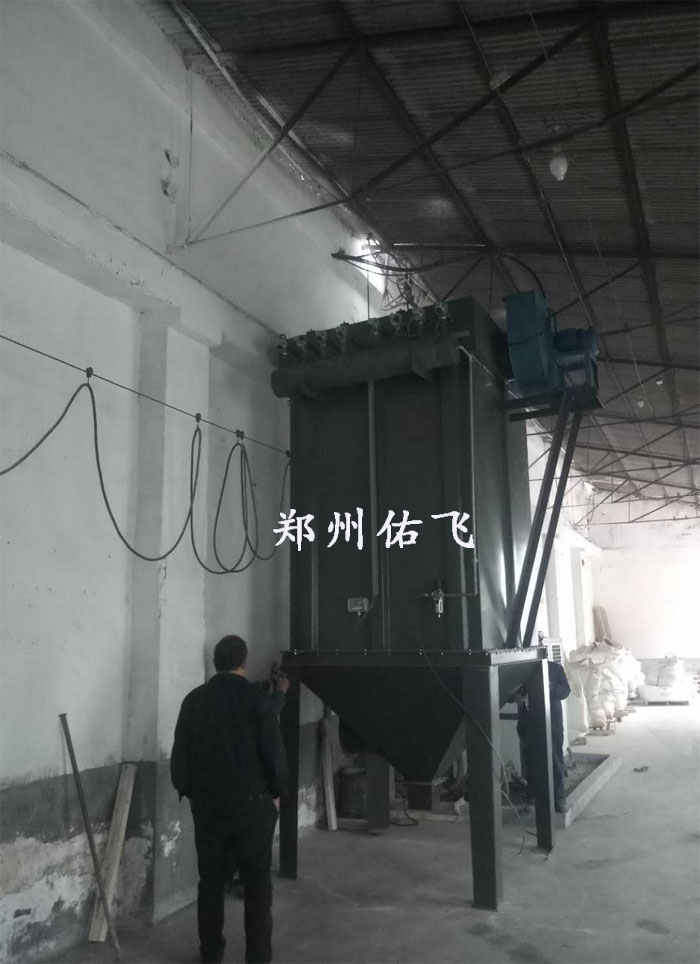 64袋布袋除塵器 鄭州佑飛2018年12月供應新密廠家64袋除塵器設備。